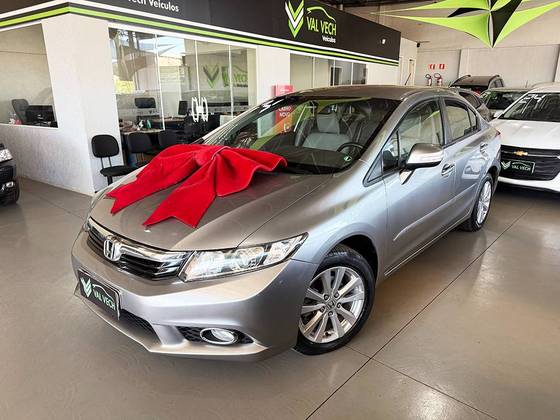 HONDA CIVIC 2.0 LXR 16V FLEX 4P AUTOMÁTICO HONDA CIVIC 2.0 LXR 16V FLEX 4P AUTOMÁTICO